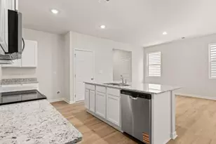 2910 Daxton Ln, Gainesville, GA 30507 - Photo 9