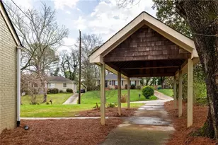 1523 Harvest Ln SE, Atlanta, GA 30317 - Photo 31