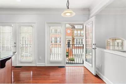 5026 SE Colchester Court SE, Atlanta, GA 30339 - Photo 3