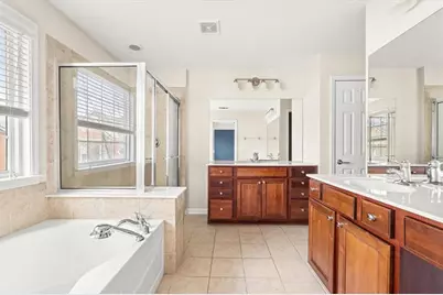 5026 SE Colchester Court SE, Atlanta, GA 30339 - Photo 9