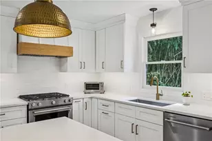 540 Chateaugay Ln NE, Atlanta, GA 30342 - Photo 19