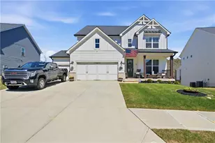 186 Mountain Ashe Ln, Dallas, GA 30132 - Photo 1