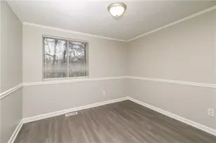 6158 Raintree Bend, Lithonia, GA 30058 - Photo 17