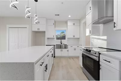 1043 McCalla Street NE, Conyers, GA 30012 - Photo 7