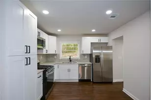 2330 Headland Dr, Atlanta, GA 30344 - Photo 17