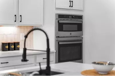 1050 Brookglynn Trace, Decatur, GA 30032 - Photo 17