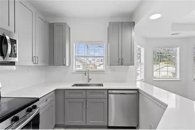 567 Winton Terrace NE #B, Atlanta, GA 30308 - Photo 9