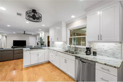 2501 Midvale Court, Tucker, GA 30084 - Photo 15