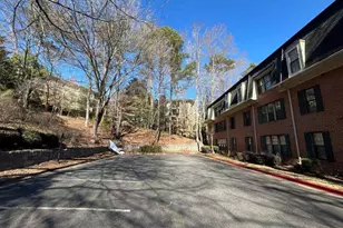 24216 Plantation Dr, Atlanta, GA 30324 - Photo 3