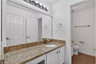 24216 Plantation Dr, Atlanta, GA 30324 - Photo 17