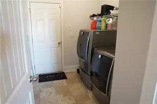 7324 Demeter Dr, Atlanta, GA 30349 - Photo 15