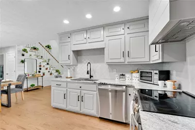 333 Oxford Way, Winder, GA 30680 - Photo 15