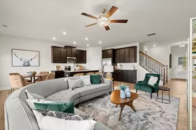 825 Leraes Way, Loganville, GA 30052 - Photo 3