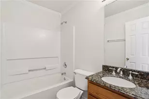 9445 Sleepy Hollow Ln, Jonesboro, GA 30238 - Photo 9