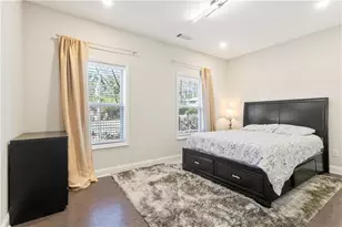 1970 Devonwood Dr, Atlanta, GA 30329 - Photo 17