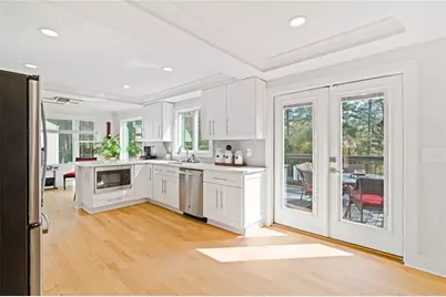 610 Yorkshire Drive, Marietta, GA 30068 - Photo 19