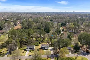 610 Yorkshire Dr, Marietta, GA 30068 - Photo 55