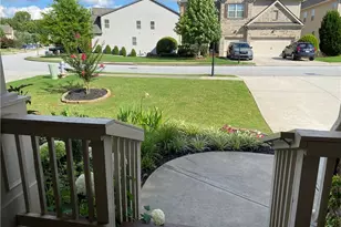 1320 Newbridge Cir, Buford, GA 30519 - Photo 7