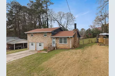 2542 Burton Circle, Morrow, GA 30260 - Photo 3