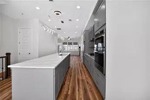 6584 Aria Village Dr, Atlanta, GA 30328 - Photo 21