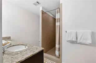 1376 Stirling Cir NW, Atlanta, GA 30318 - Photo 31