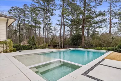 4855 Lansbury Drive, Atlanta, GA 30342 - Photo 3