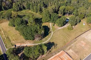 121 Mt Moriah Rd, Auburn, GA 30011 - Photo 1