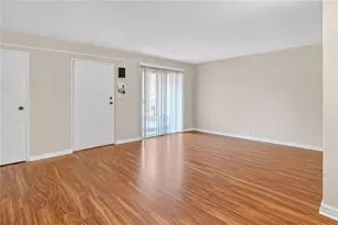 276 Lakemoore Dr NE, Atlanta, GA 30342 - Photo 5