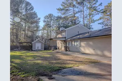 7423 Chilton Lane, Riverdale, GA 30296 - Photo 3