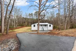 140 Indian Lake Dr, Hiram, GA 30141 - Photo 3