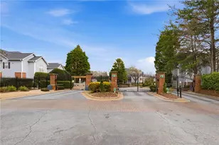 1006 Vinings Forest Ln SE, Smyrna, GA 30080 - Photo 3