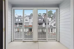 1006 Vinings Forest Ln SE, Smyrna, GA 30080 - Photo 15