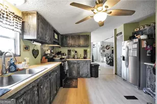 926 Silver Dollar Rd, Milner, GA 30257 - Photo 9