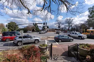 9785 La View Cir, Roswell, GA 30075 - Photo 51