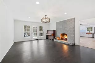 9785 La View Cir, Roswell, GA 30075 - Photo 7