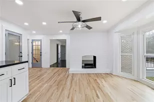 9785 La View Cir, Roswell, GA 30075 - Photo 11