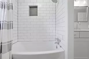 9785 La View Cir, Roswell, GA 30075 - Photo 41