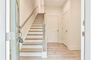 262 Dilbeck Circle NE, Atlanta, GA 30342 - Photo 3