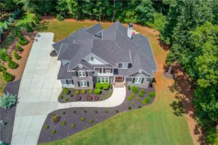 5392 Retreat Dr, Flowery Branch, GA 30542 - Photo 5