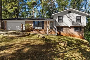 3666 Stanford Cir, Decatur, GA 30034 - Photo 1