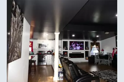 3939 Laurens Lane, Snellville, GA 30039 - Photo 13