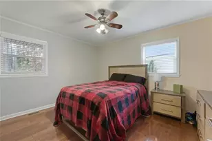 1454 Helen Ln SW, Atlanta, GA 30331 - Photo 17