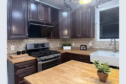 1647 Walker Avenue, Atlanta, GA 30337 - Photo 5