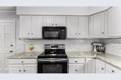 471 Hilderbrand Drive, Atlanta, GA 30328 - Photo 11