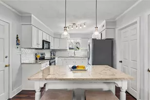 471 Hilderbrand Dr, Atlanta, GA 30328 - Photo 13