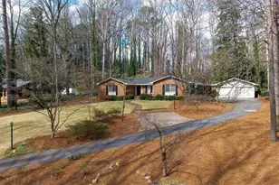 5498 Smoke Rise Dr, Smoke Rise, GA 30087 - Photo 47