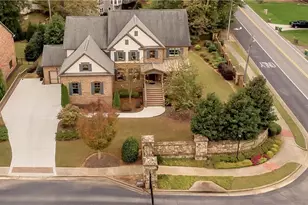 5368 Broadwood Ave, Peachtree Corners, GA 30092 - Photo 1