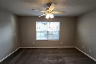 402 Chatooga Ln, Woodstock, GA 30188 - Photo 13