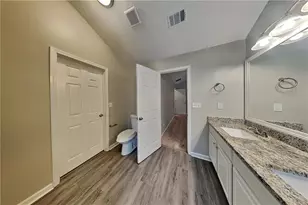 255 Chapel Station Ln, Lawrenceville, GA 30045 - Photo 9