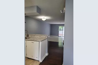 457 Prince Of Wales, Stone Mountain, GA 30083 - Photo 7